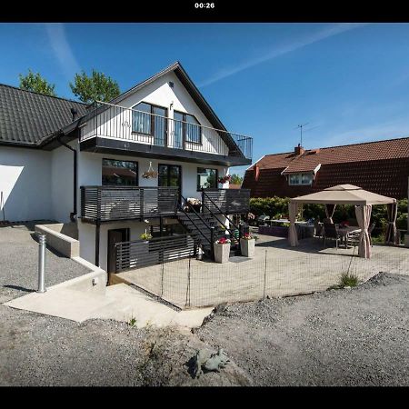 Lagenhet I Villa Pa Fornudden Tyreso Zewnętrze zdjęcie