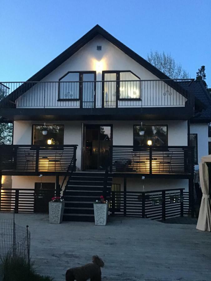 Lagenhet I Villa Pa Fornudden Tyreso Zewnętrze zdjęcie