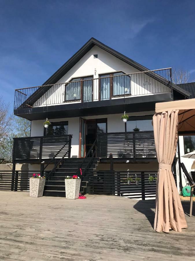 Lagenhet I Villa Pa Fornudden Tyreso Zewnętrze zdjęcie